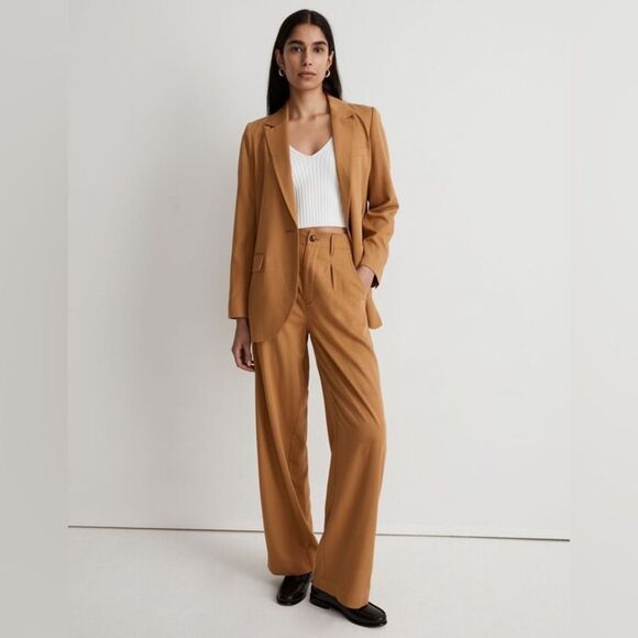 Madewell Pants - Madewell The Neale Straight-Leg Pleated Trouser Pant in Drapeweave in Toffee
